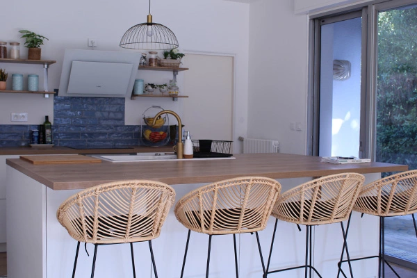 Aménagement intérieur par Artisans-Réno à Toulouse Aménagement intérieur par Artisans-Réno à Toulouse