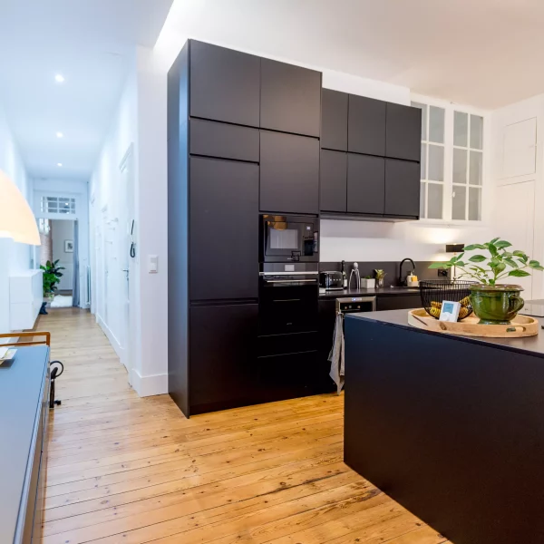 renovation cuisine et couloir appartement artisans reno toulouse