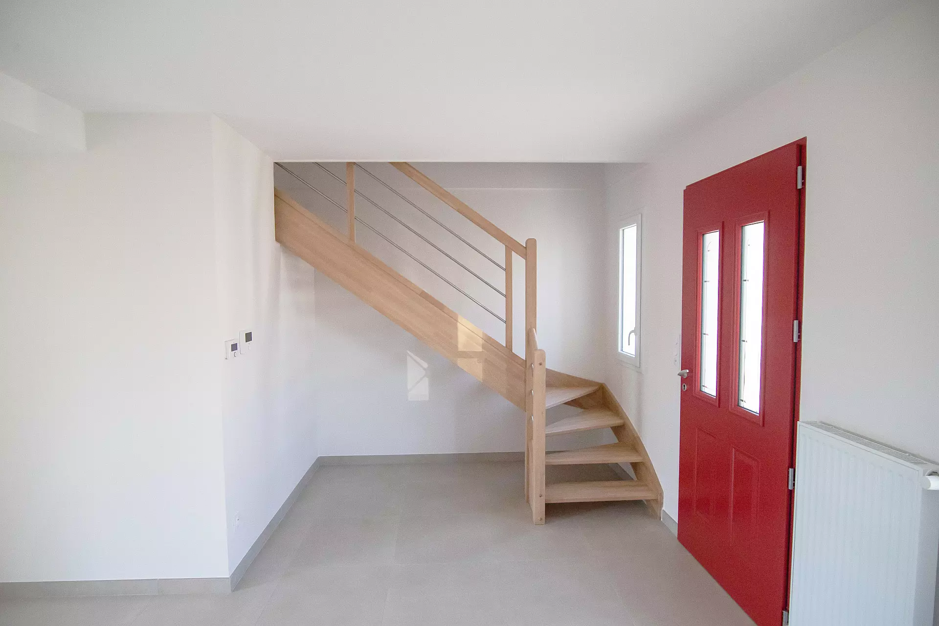 Comment poser son escalier intérieur en bois sur mesure soi-même ?