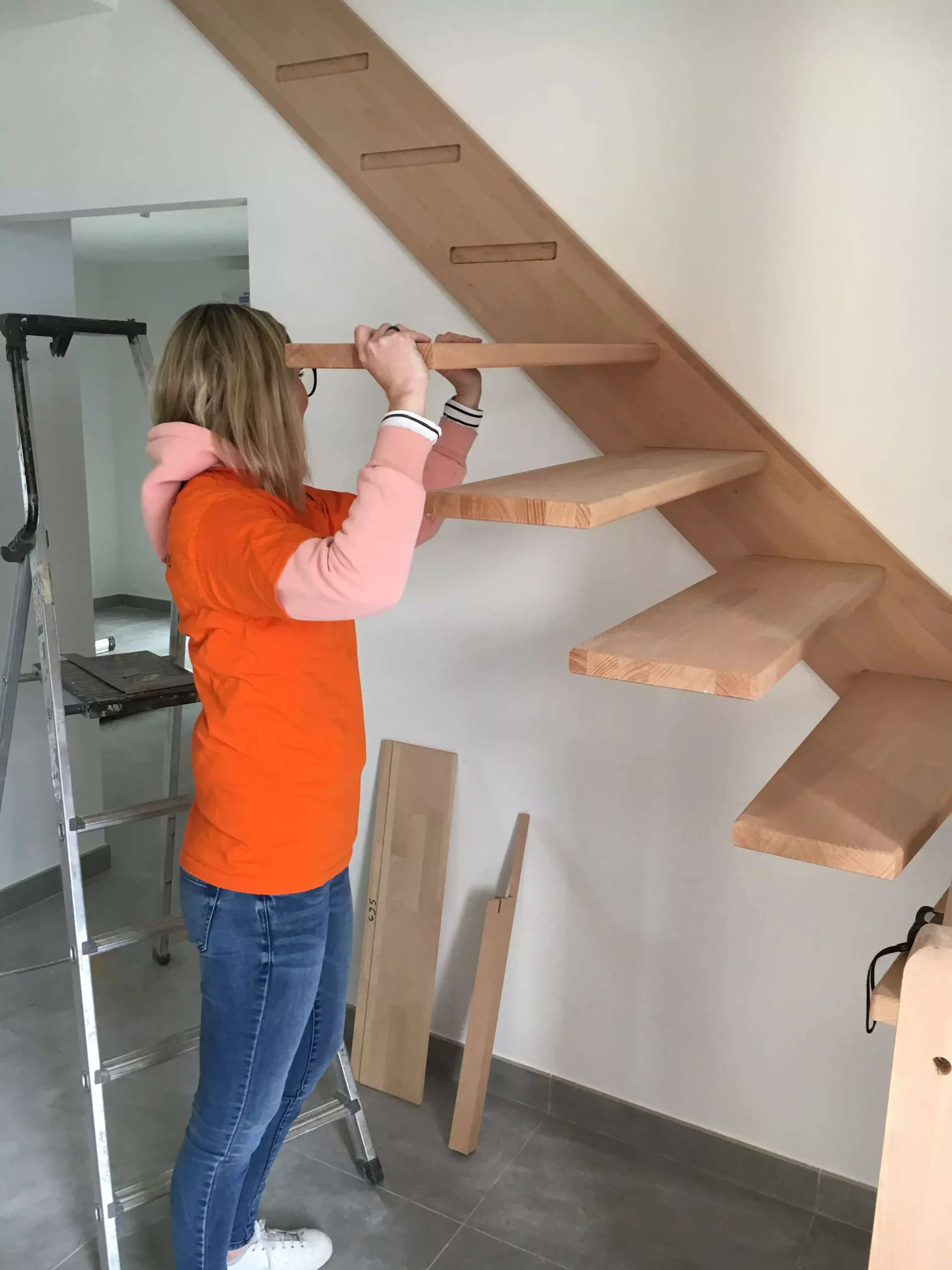 Pose d'un escalier sur-mesure en bois à Toulouse Pose d'un escalier sur-mesure en bois à Toulouse