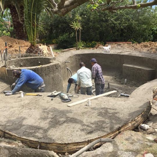 20-piscine-lagon-beton-projete-sur-mesure-hdp
