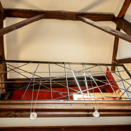 mezzanine avec garde corps en fer forge