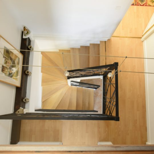escalier double quart tournant avec garde corps en metal